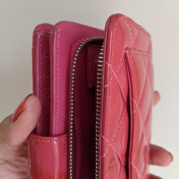 Chanel (Authentic) Patent Tri-fold Quilted Wallet - Picture 11 of 15